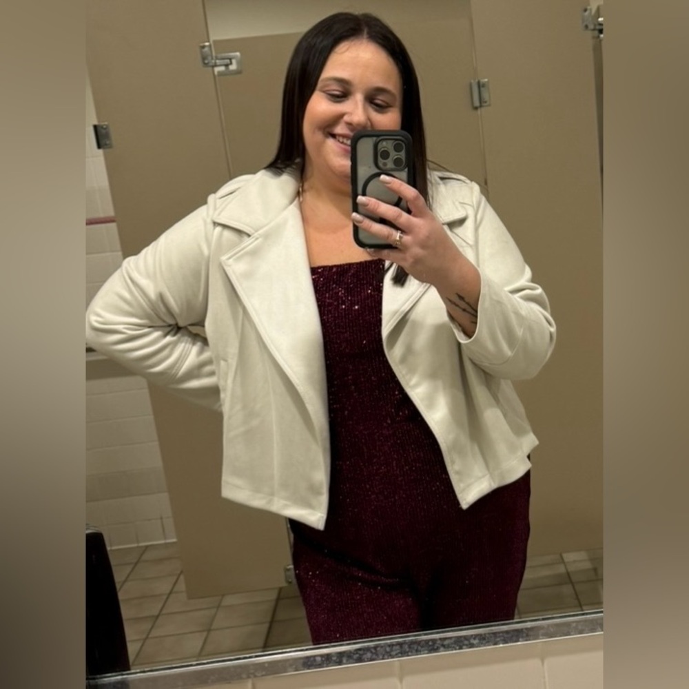 Suede like off white Cropped Jacket 2X